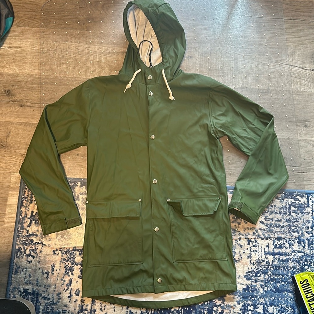 XS Green rain jacket 157